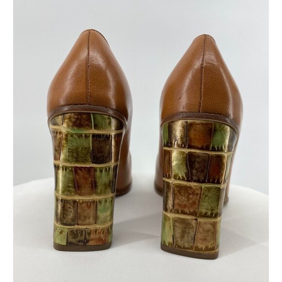 Kenneth Cole Italian Leather Heels With Unique Gold-Toned Block Heels - Size 6M - Picture 4 of 6